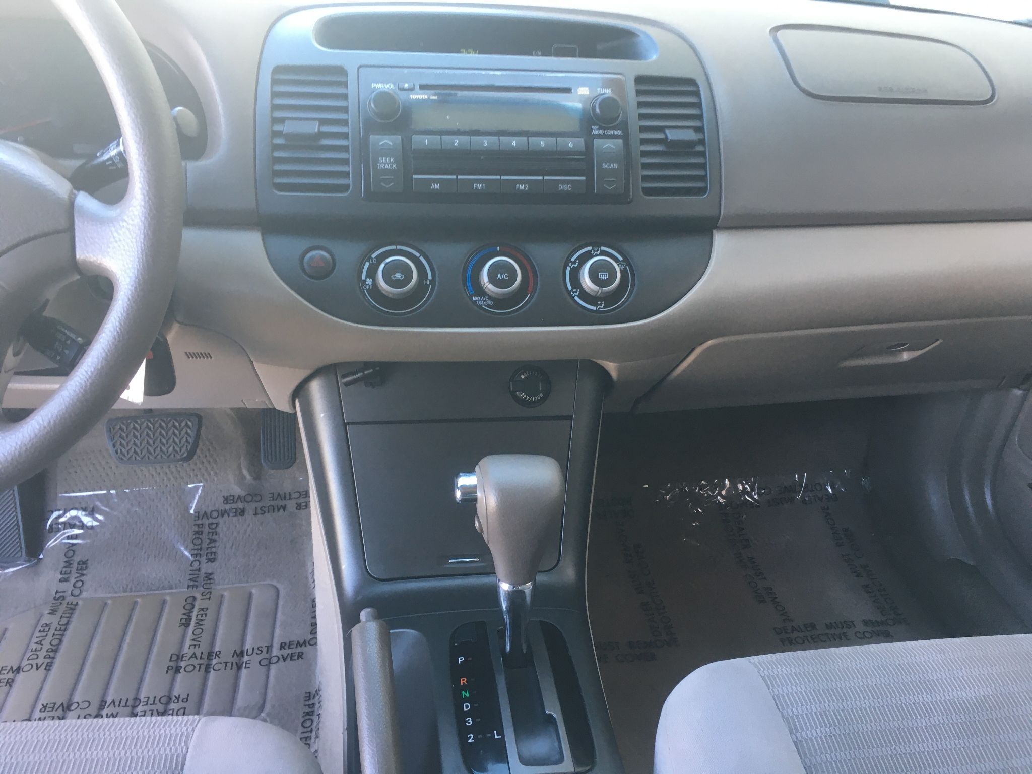 2005 Toyota Camry LE