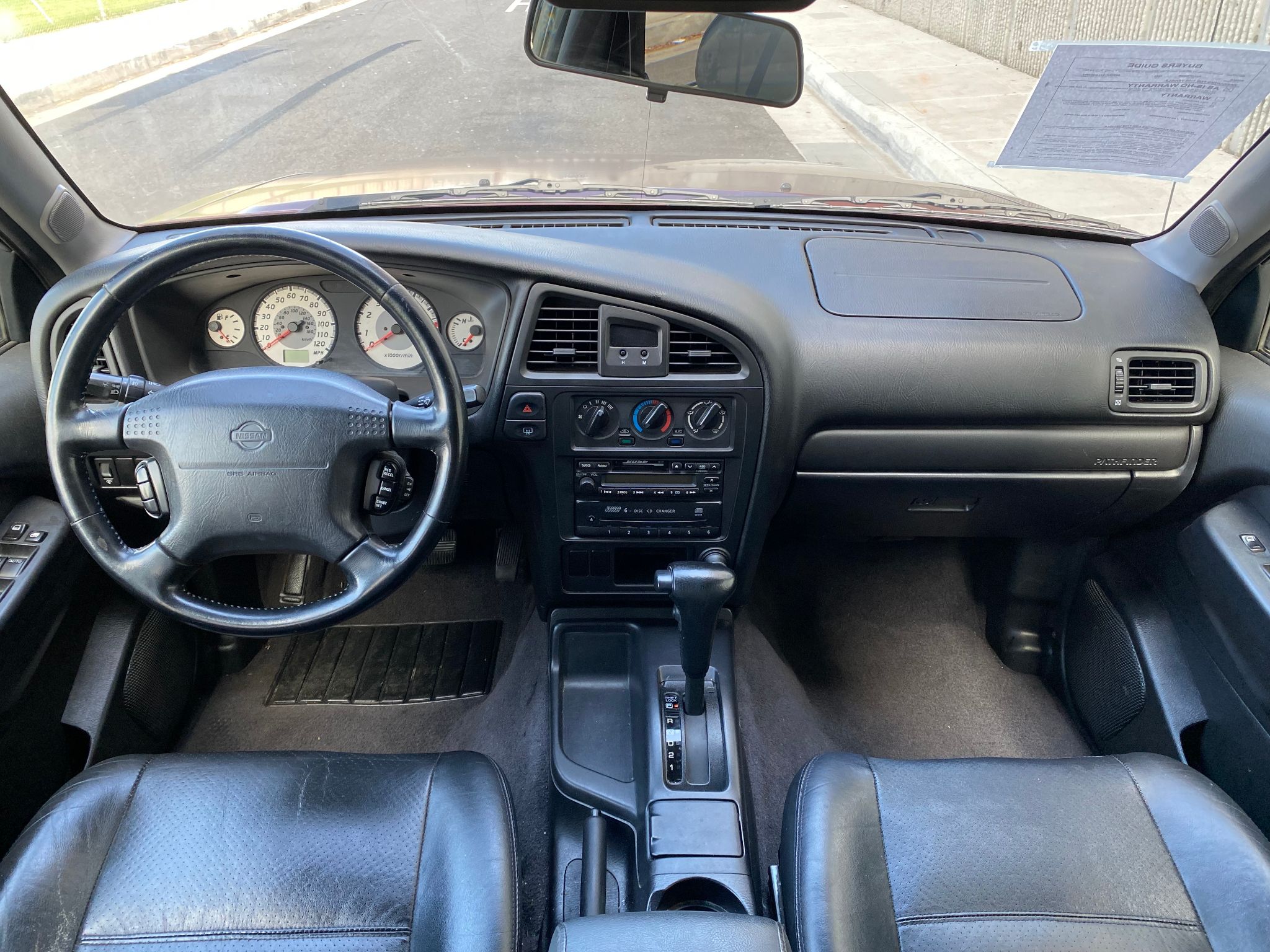 2001 Nissan Pathfinder SE